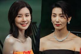 As she puts in all sorts of effort after entering the new and covert world of chaebol families, seo hee soo manages to keep her presence and true colors with confidence in everything. Mine Episode 16 Netflix K Drama Mine Season 1 Plot Cast Trailer Episode Release Schedule What S On Netflix Mine Season 1 Episode 16 Howcanibuyphenterminedjt