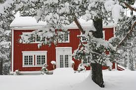 The best technique uses a roof rake to clear after any large snowfall, many homeowners naturally worry about the ability of their roofs to withstand the accumulation of snow and ice. Roof Snow Removal How To Diy True Value Projects