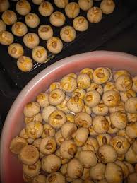 Resepi kuih kacang, resepi kuih raya yang menjadi tradisi dan kegemaran ramai di hari raya. Resepi Biskut Mazola Chef Liza Resepi Merory Sedap Betul
