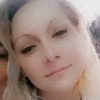 Ashley Newhall's Instagram, Twitter & Facebook