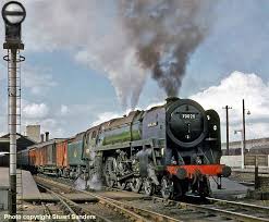 Rare Colour Picture Of Royal Star 70028 Looking Clean A D Presentable Despite Being On Freight Duty Britannia Cla Steam Locomotive Steam Railway Steam Trains