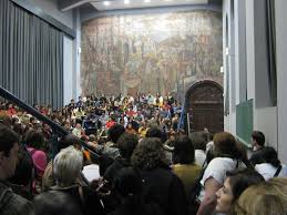 Septembrie 2008 proba de desen (durata 5 ore). Student La Arhitectura 1 2 Ani De Meditatii Cat Despre Absolvire E Ca In Bancul Cu Bula Si Batranica Stiri Campusnews Ro