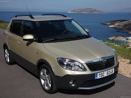 Und auch sonst legt skodas einstiegsmodell kräftig zu. Skoda Fabia Scout 2011 Picture 4 Of 15