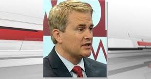 Comer says there is no conflict in accounts of gift from college girlfriend 