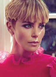 Coupe Courte Femme Et Si On Se Lancait Planity Le Mag Quelle frange adopter selon sa coupe de cheveux ? coupe courte femme et si on se