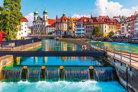 Lucerne is the capital of the canton of lucerne and part of the district of the same name. Kurzurlaub Luzern Hotels Bis Zu 60 Gunstiger Buchen