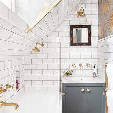 We did not find results for: Tub Under Sloped Ceiling Design Ideas