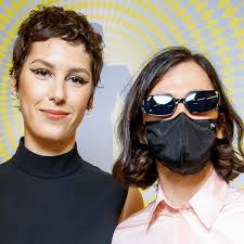 Born 10 april 1988) is a russian theater and film actress. Irina Gorbacheva Vpervye Vyshla V Svet So Svoim Vozlyublennym Eks Solistom Quest Pistols Antonom Savlepovym Vokrug Tv