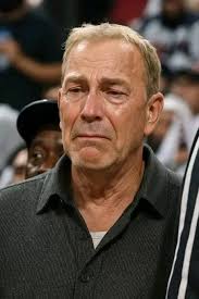 I feel sad.😔 I need help I need true fans ❤️ I was told nobody truly love  me 💔