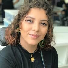 Samira Santiago's Instagram, Twitter & Facebook