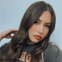 200+ "Dezerae" profiles