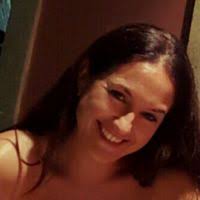 Desiree Alvarez Galvez, Cuidadora de personas mayores