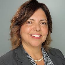 Mary Vause's Instagram, Twitter & Facebook