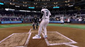 Xavier Edwards' solo home run (6)