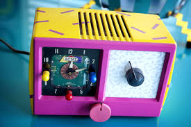 Art Radio By Adrian Olanbuenaga Who Made Jewelry Designed By Memphis Designers And Others Memphis Design Memphis Milano Design Memphis Milano