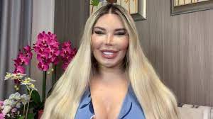 Jessica alves, mejor conocida como la barbie humana, impacta presumiendo su cara sin una gota de maquillaje y dicen que de natural no tiene nada. Jessica Alves Says Human Barbie Transformation Is Complete This Morning