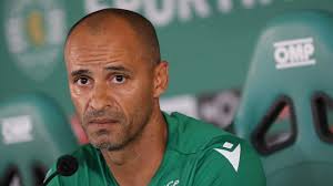 A inspiração veio de uma canção que gosto muito, magistralmente interpretada: Silas E A Resposta Dada Por Um Treinador A Frederico Varandas Sou O Mais Maluco De Todos Sporting Jornal Record