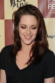 Feb 18, 2020 · fahriya is known for the most beautiful eyes and perfectly chiselled jawline. What Do You Think Of Kristen Stewart S Rust Colored Eye Makeup Look Glamour