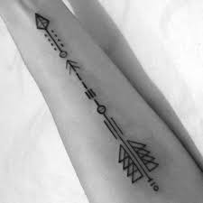 75 Unique Arrow Tattoos Meanings 2021 Guide Geometric Tattoo Geometric Arrow Tattoo Arrow Tatoo
