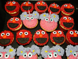 Pin By Amanda Berkery On Party Ideas Delicious Cupcakes Recipes Elmo Cake Elmo Party