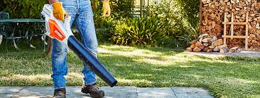 The machines have a robust rotor blade to reduce the volume of leaves in the bag. Gas Leaf Blowers Leaf Vacuums Stihl Usa