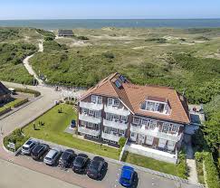 Die ostfriesische nordseeinsel langeoog kommt ohne autos aus. Ginsterhaus Norderney Norderney Wangerooge Insel