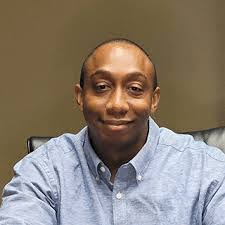 Charles Holmes's Instagram, Twitter & Facebook