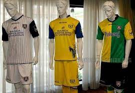 Swimwear, coats, jeans, jackets, pants, suits, activewear Chievo Verona 2012 Camisetas Camisetas Deportivas Camisetas De Futbol