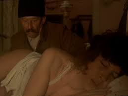 Clopotele nu bat niciodată pentru amuzament. De Ce Trag Clopotele Mitica 1982 Cinema Of The World