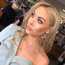 Caroline Trunzo's Instagram, Twitter & Facebook