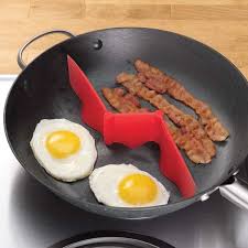 Fooddam Silicone Pan Divider Gadgets Utensils Kitchen Creative Kitchen Gadgets Kitchen Must Haves Cool Kitchen Gadgets