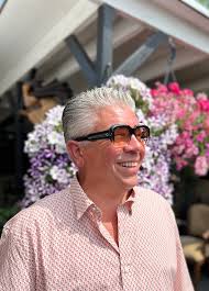 KOBO in Black Fade (70/100) from the KYOSHO COLLECTION. Regret can haunt  you for a long time. Regret for something you did is often less worse than  regret for something you didn't