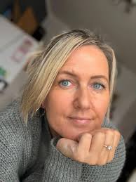 What a load of crap. There is no way in the world you would drive to  someone you don't know.