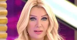 Seda sayan'ın makyajsız hali sosyal medyada büyük ses getirdi. Seda Sayan Dan Makyajsiz Paylasim Magazinn Com