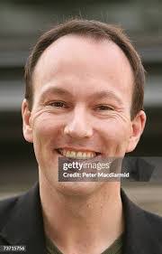 Robert Garside's Instagram, Twitter & Facebook