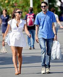 As a wedding magician james averages over 100 weddings per year! Magician Dynamo Makes A Rare Appearance With His Wife Kelly On A Day Out In London Mirror Online