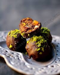 Bouchees Gourmandes Aux Fruits Secs Amuses Bouche Alimentation Fruits Secs Recette