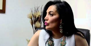 وقفت جنب محمد رمضان وتجاهلني وأمينة خليل ابنة خالتي لم تدعمني (فيديو). Ø­ÙˆØ±ÙŠØ© ÙØ±ØºÙ„ÙŠ ØªØ¸Ù‡Ø± Ù…Ù† Ø¯ÙˆÙ† Ù…ÙƒÙŠØ§Ø¬ ÙˆØªØ­ØªÙÙ„ Ø¨Ù†Ø¬Ø§Ø­ Ø¹Ù…Ù„ÙŠØ© ØªØ¬Ù…ÙŠÙ„ Ø£Ù†ÙÙ‡Ø§ ØµÙˆØ±Ø© ÙÙˆØ´ÙŠØ§