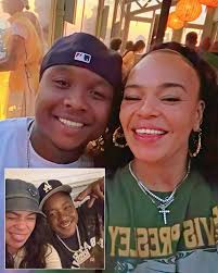 Faith Evans with Jadakiss and his son Jaewon ❤️