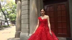 Kaufen preiswerte günstige brautkleider und brautmode mit erstklassiger qualität nach maß.bei milanoo gibt es mehr als 800 wunderschöne brautkleider styles.shoppen sie jetzt ihre trauhafte brautkleider! China Rote Ballkleider Mit Spitze Und Spitze Gepuffte Brautkleider Weinfarbe Akzent Brautkleider 2021 E1914 Kaufen Hochzeitskleid Auf De Made In China Com