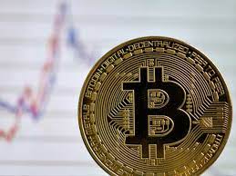 Experts explained what is happening on the market now, and how the price of bitcoin may change in the near future. Gu25g2f6iaxkqm