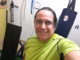 Terminando el.primer entrenamiento nocturno y brutal del año! Te quiero  Ecuador, buenas noches América! Love & Light.