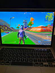 Alien forces have infiltrated the island while doctor slone leads the io forces against them. Running Fortnite Native On Base M1 And Get Over 60 Fps At 1200p 100 Resolution With High Textures And Aa Macbookpro