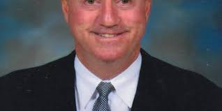 Candidate says he's learned from 'errors in judgment'