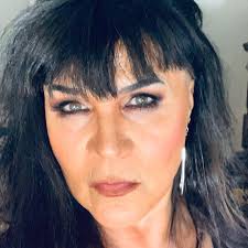 U.S. Coast Guard Station Seattle to the rescue! This afternoon, a boatcrew  from the Station rescued one man after his kayak took