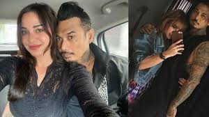 Pernikahan jerinx sid dan nora alexandra berlangsung pada tahun 2019. Jerinx Sid Bebas Nora Alexandra Unggah Foto Bareng Suami Dan Jalani Upacara Pembersihan Diri Tribunnews Com Mobile