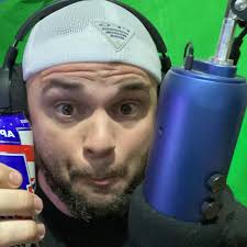 Andy Rowan (@karowan_vibes) • Instagram photos and videos