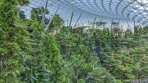 The jewel changi airport, singapore brings fun and adventure to your feet, demanding a thrilling experience as soon as you land here. 10 Tipps Flughafen Singapur Mit Jewel Changi Airport Center