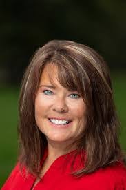 Dawn Rusk's Instagram, Twitter & Facebook