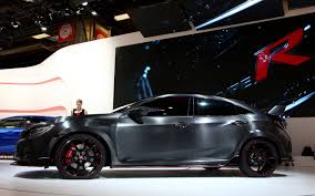 Honda Shows Super Aggressive 2018 Civic Type R Prototype At Paris Motor Show